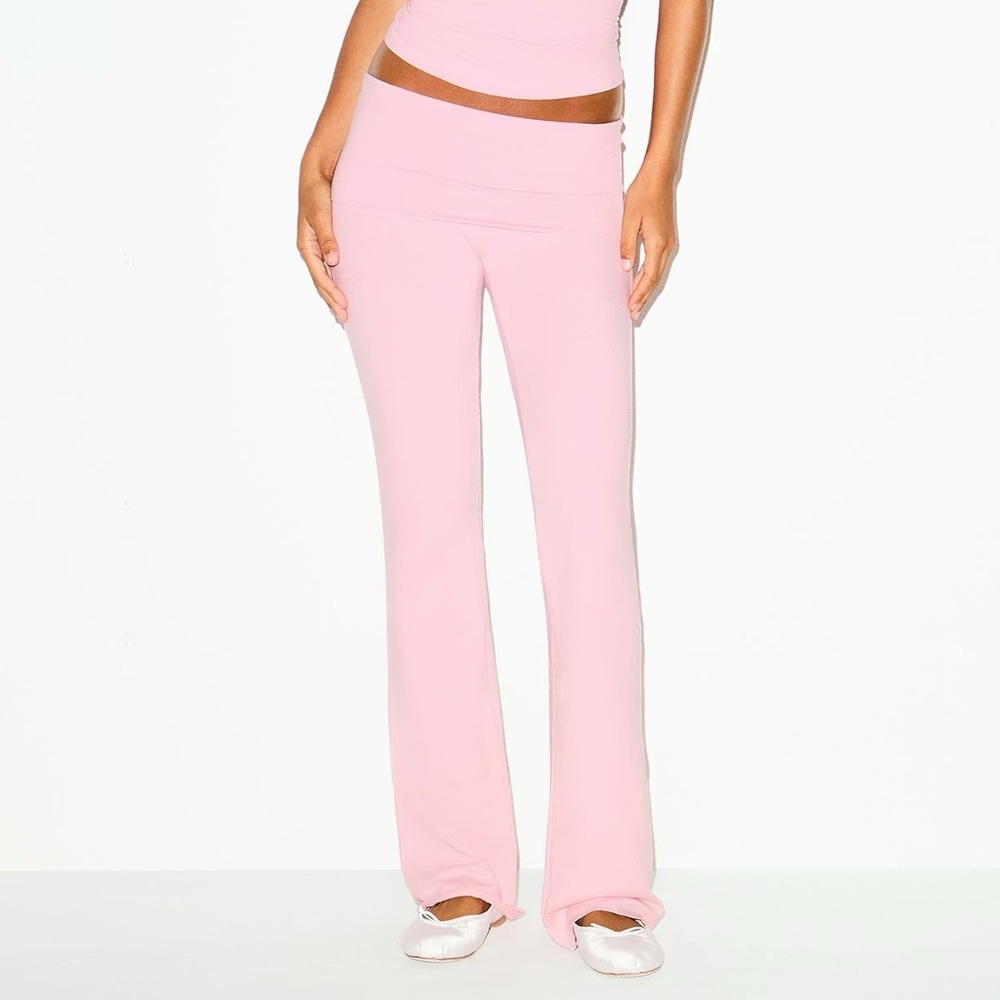 NEW W/ FLAW Skims Cotton Jersey
Foldover Pant SMALL